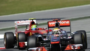Lewis Hamilton (z przodu) i Felipe Massa