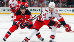 Zach Parise (z lewej), kapitan New Jersey Devils