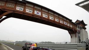 Sebastian Vettel na torze w koreańskim Yeongam