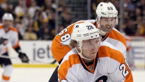 Zabójczy duet "Lotników" Claude Giroux (na pierwszym planie) i Jaromir Jagr