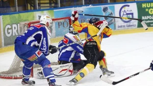 W Nowym Targu Podhale przegrało z Aksam Unią Oświęcim 3-6 Fot. Tadeusz Bącal