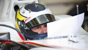 Dani Clos będzie testował bolid HRT dla widocznego na zdjęciu Pedra da la Rosy