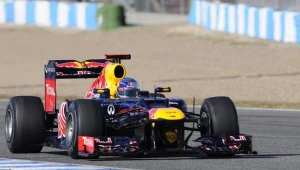 Czempion Sebastian Vettel w bolidzie RB8