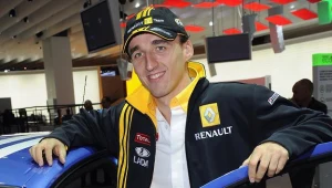 Robert jest w coraz lepszej formie. Obecnie wzmacnia prawą rękę i normalnie prowadzi samochód