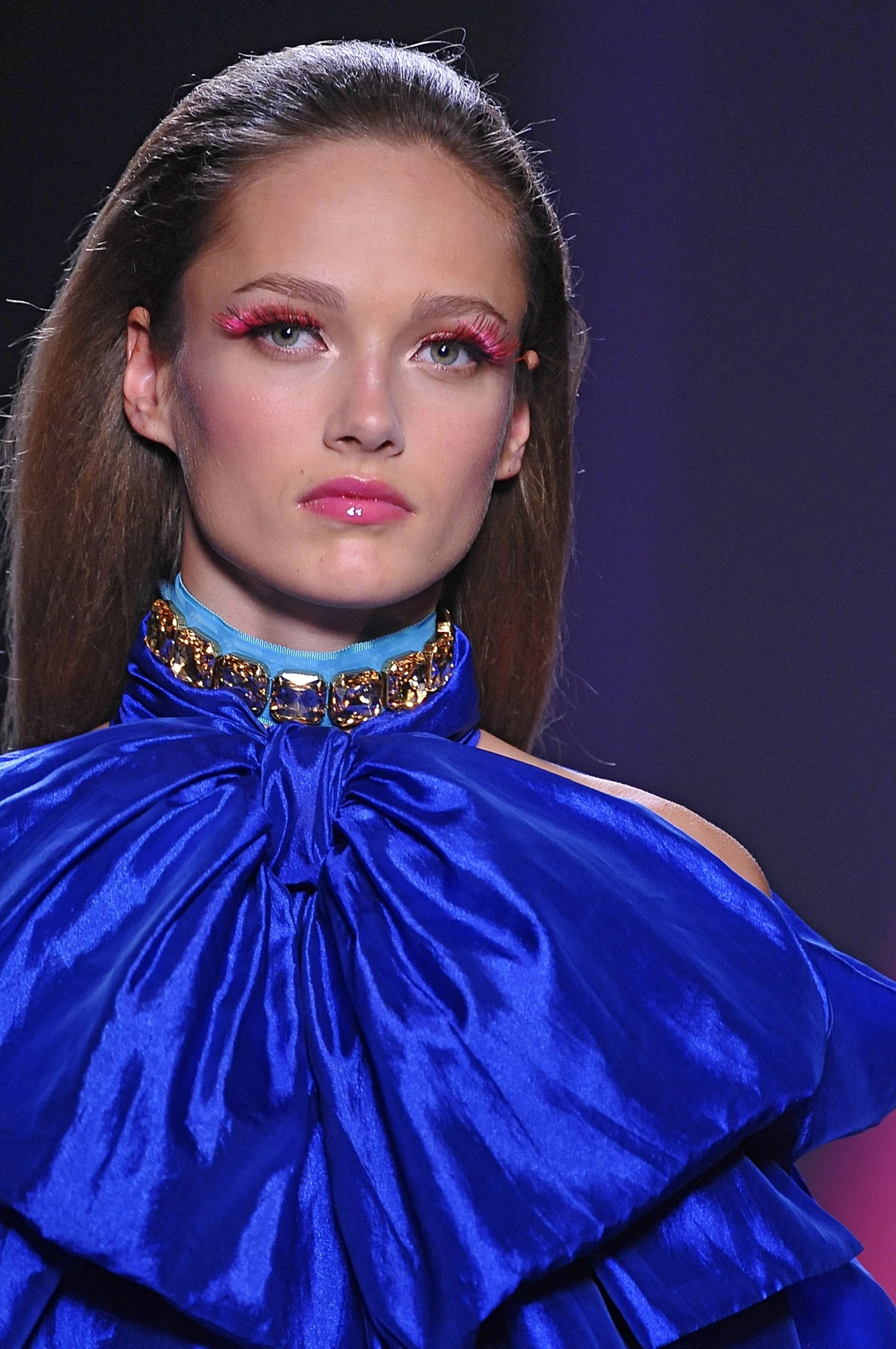 Modelki na pokazie Viktor&Rolf 