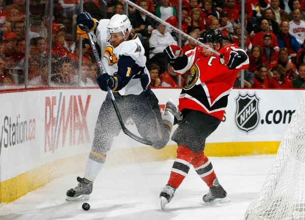 Finał Konferencji Wschodniej - mecz nr 4: Ottawa Senators - Buffalo Sabres 2:3