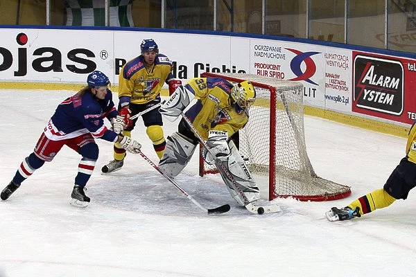 Hokeiści Junost Mińsk rozbili w Nowym Targu Wojasa/Podhale 8:3 w spotkaniu, które decydowało o awansie  Polaków do półfinału Pucharu Kontynentalnego,FOT.Tadeusz Bącal