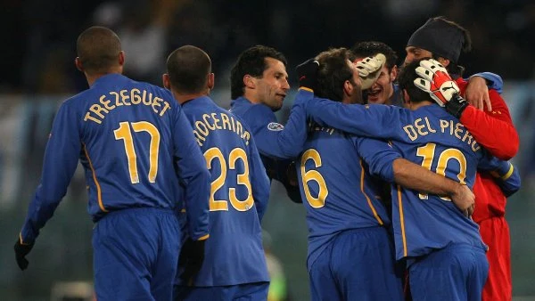 W meczu 16. kolejki Serie A Juventus Turyn pokonał na wyjeździe Lazio Rzym 3:2. Zwycięstwo gościom zapewnił niezawodny Alessandro Del Piero.