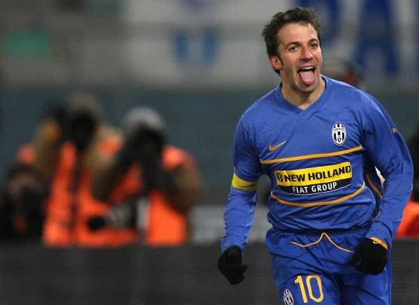 W meczu 16. kolejki Serie A Juventus Turyn pokonał na wyjeździe Lazio Rzym 3:2. Zwycięstwo gościom zapewnił niezawodny Alessandro Del Piero.