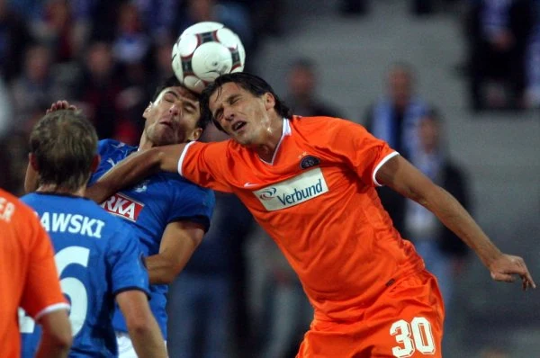 Piłkarze Lecha Poznań pokonali po dogrywce Austrię Wiedeń 4:2 w rewanżowym meczu pierwszej rundy Pucharu UEFA. Lechici awansowali do fazy grupowej. Fot. Adam Ciereszko.