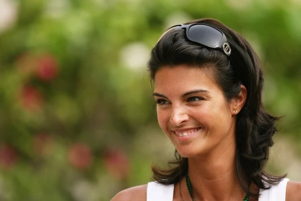 David Coulthard to jedna z legend F1. W minionym roku brytyjski kierowca zakończył karierę, w czasie której aż 62 razy stawał na podium. Teraz ma więcej czasu dla narzeczonej, Karen Minier.