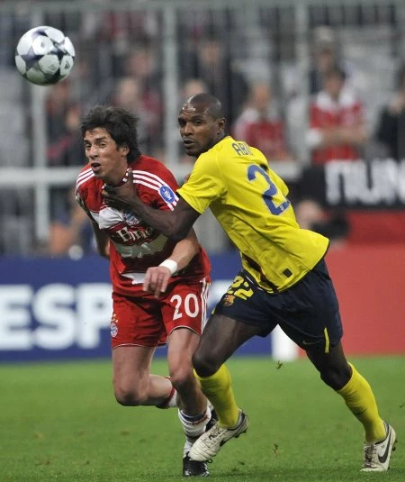 Jose Ernesto Sosa w pojedynku z Abidalem (z prawej)