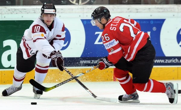 Ćwierćfinał hokejowych MŚ: Kanada - Łotwa 4:2 (0:0, 3:1, 1:1) Ćwierćfinał hokejowych MŚ: Kanada - Łotwa 4:2 (0:0, 3:1, 1:1)