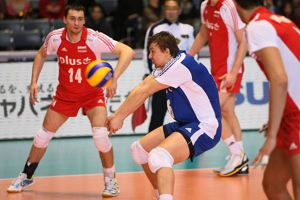 Przyjmuje Krzysztof Ignaczak. Przyjmuje Krzysztof Ignaczak.