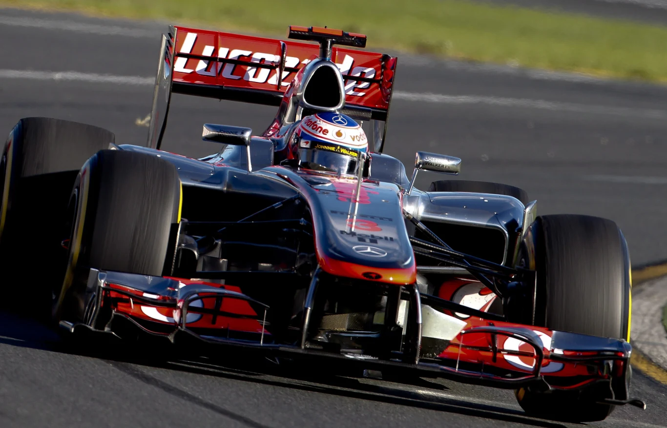 Jenson Button w bolidzie