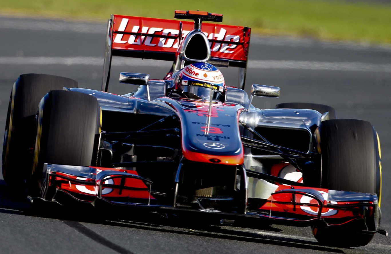 Jenson Button w bolidzie