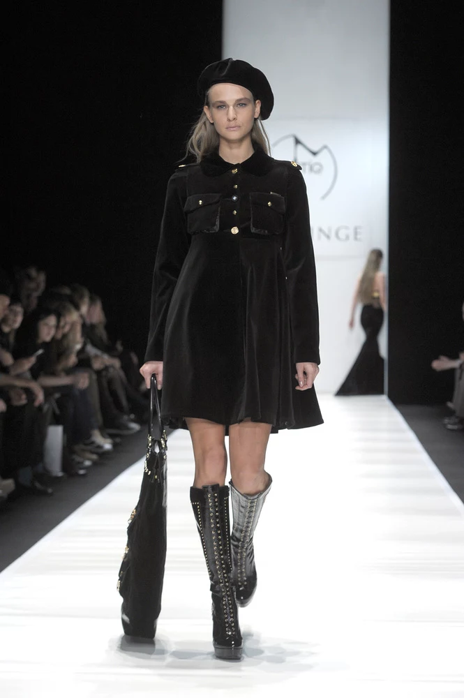 Pokaz Ewy Minge podczas Mercedes Benz Fashion Week Russia