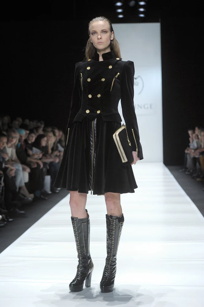 Pokaz Ewy Minge podczas Mercedes Benz Fashion Week Russia