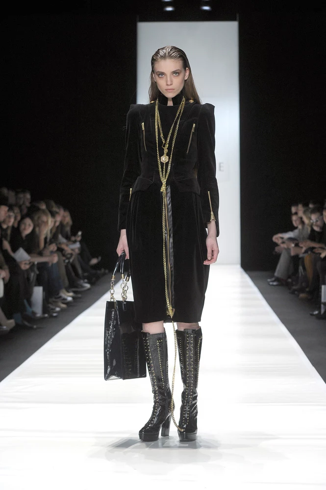 Pokaz Ewy Minge podczas Mercedes Benz Fashion Week Russia