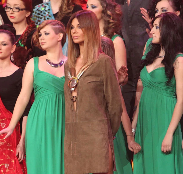 Podobno skrycie Edyta bardzo liczyła na wygraną. Podobno skrycie Edyta bardzo liczyła na wygraną.