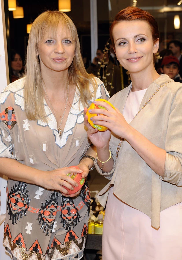 Nie jest tajemnicą, że Katarzyna Zielińska i zwolniona Marzena Rogalska są serdecznymi przyjaciółkami. Nie jest tajemnicą, że Katarzyna Zielińska i zwolniona Marzena Rogalska są serdecznymi przyjaciółkami.