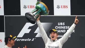 Nico Rosberg triumfuje w Szanghaju