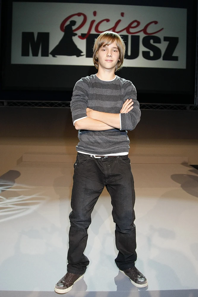 W "Ojcu Mateuszu" Maciej zagrał Michała i od tej pory powoli stawał się coraz bardziej rozpoznawalny 