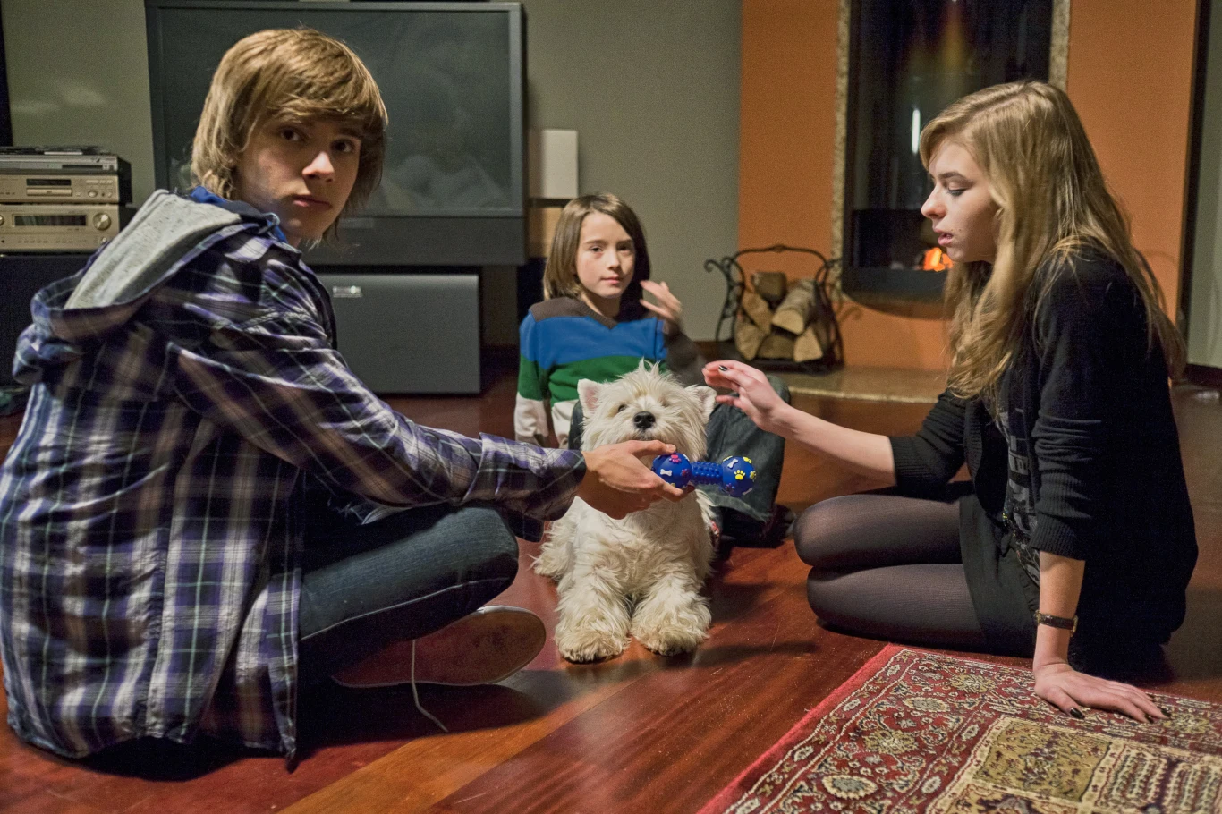 - Mój bohater, Franek, to wyluzowany skejcik, który ma wszystko gdzieś. Liczy się dla niego deskorolka i dziewczyny. - opowiada Maciek.