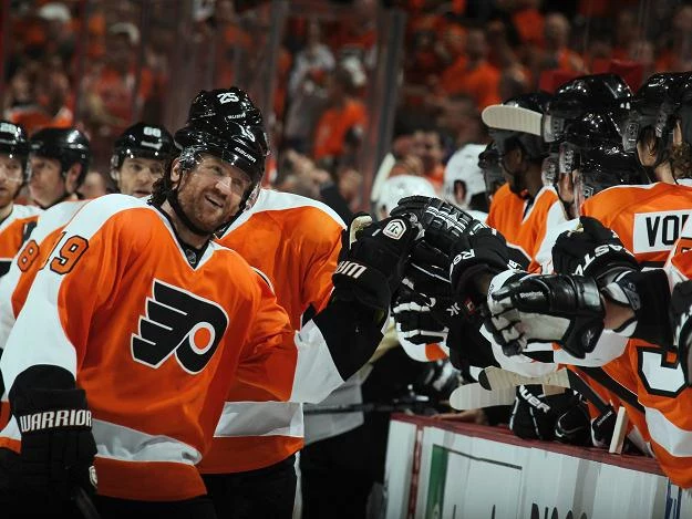Hokeiści Philadelphia Flyers są blisko awansu do 2. rundy play off