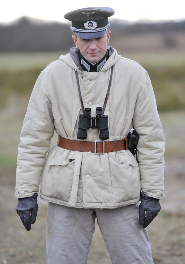 Odkąd Kot zagrał w "Hansie Klossie", jego akcje w show-biznesie znacznie wzrosły. Odkąd Kot zagrał w "Hansie Klossie", jego akcje w show-biznesie znacznie wzrosły.