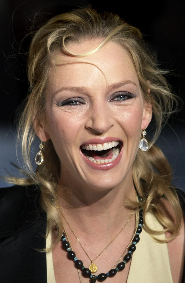 "Wysoka blondynka z małymi oczami, chuda w niektórych miejscach, gruba w innych" - tak mówi o sobie Uma Thurman