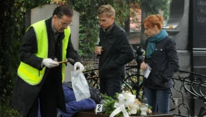 Manuskrypt, klątwa i tajemnica starego bractwa. To wszystko w najnowszym odcinku "Komisarza Alexa" (emisja w sobotę o godz. 20.20 w TVP 1)