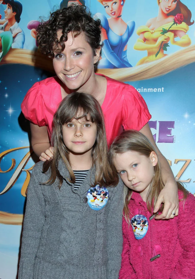 Monika Mrozowska z córką Karoliną (po lewej)