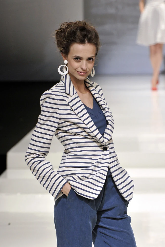 Eleganckie, sportowe i wizytowe - ubrania nie tylko do pracy