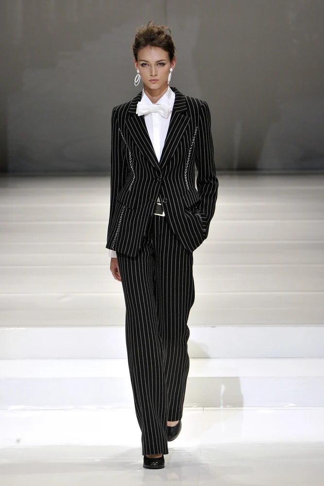 Eleganckie, sportowe i wizytowe - ubrania nie tylko do pracy