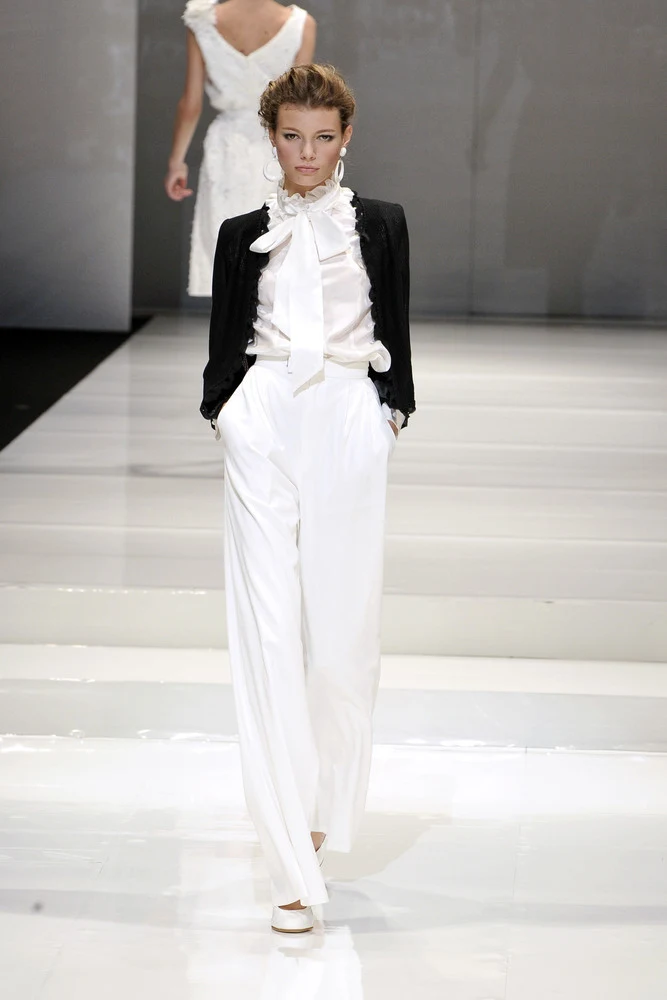 Eleganckie, sportowe i wizytowe - ubrania nie tylko do pracy