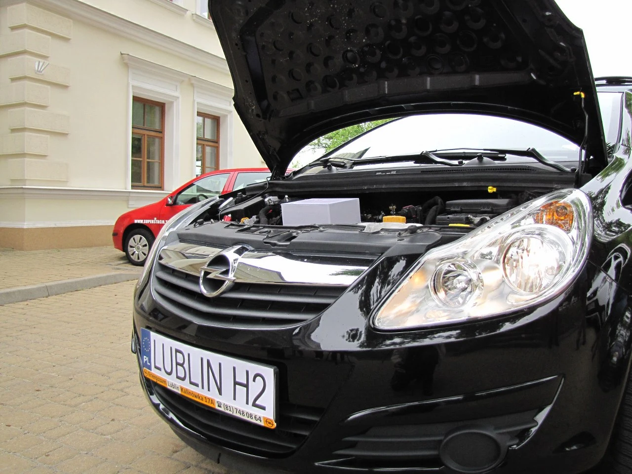 Auto z instalacją, którą wymyślili naukowcy z Lublina Auto z instalacją, którą wymyślili naukowcy z Lublina