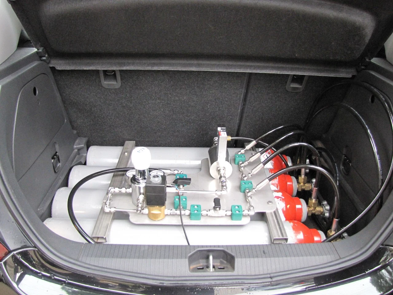 Auto z instalacją, którą wymyślili naukowcy z Lublina Auto z instalacją, którą wymyślili naukowcy z Lublina