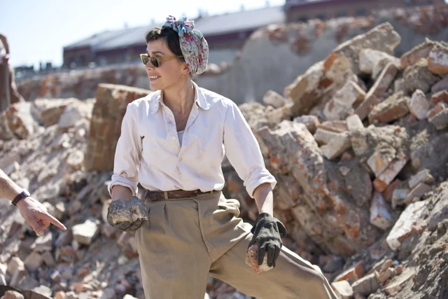 Plan zdjęciowy "Czasu honoru" na terenie dawnej Wytwórni Wódek Koneser w Warszawie Plan zdjęciowy "Czasu honoru" na terenie dawnej Wytwórni Wódek Koneser w Warszawie