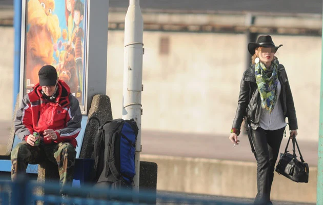 Katarzyna i Bartłomiej na dworcach udawali, że się nie znają Katarzyna i Bartłomiej na dworcach udawali, że się nie znają