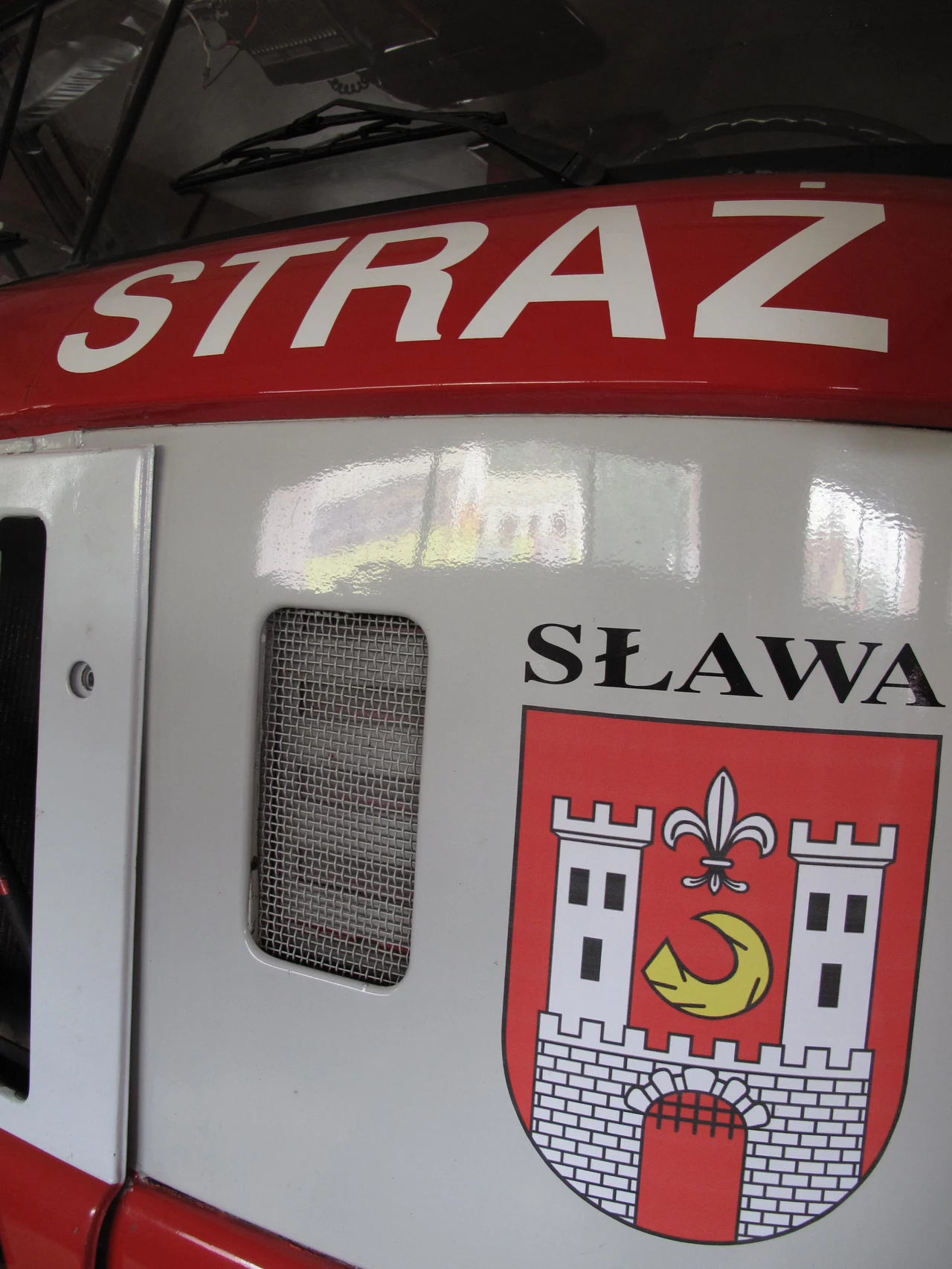Wozy strażackie podarowane przez strażaków z Niemiec Wozy strażackie podarowane przez strażaków z Niemiec