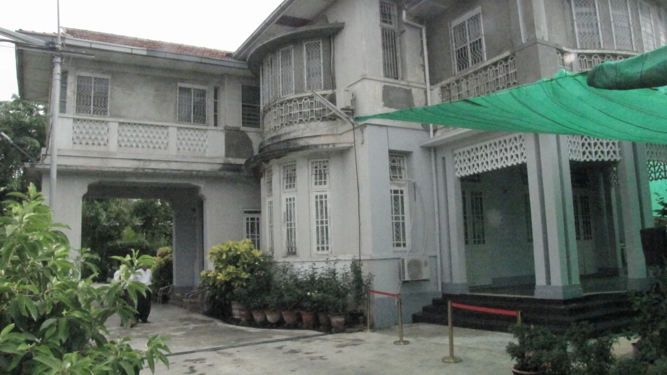 Dom Aung San Suu Kyi będący wcześniej jej aresztem, do którego przyjeżdżają obecnie najwięksi światowi przywódcy