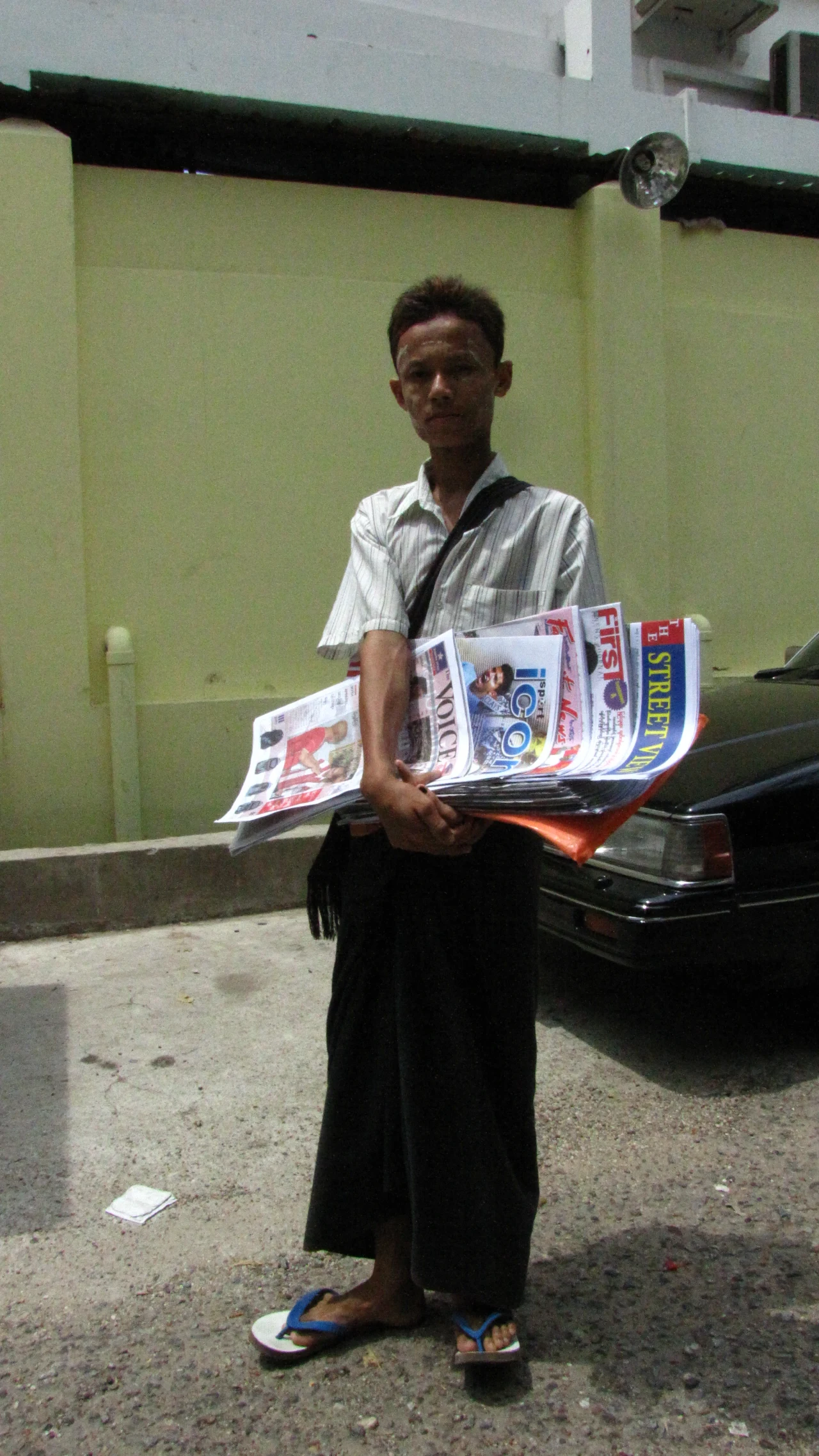 Codzienność na ulicach stolicy Birmy, Rangunu