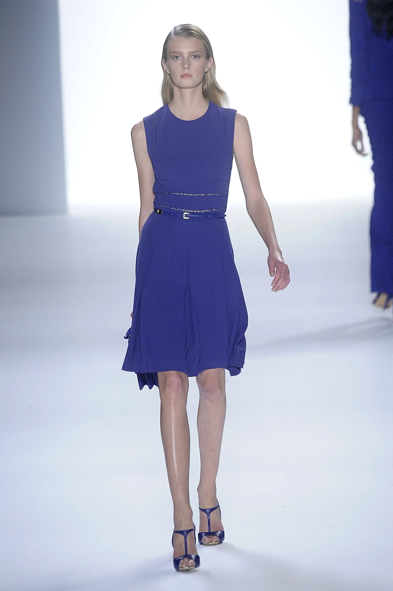 Elie Saab - moda w kolorze chabrowym Elie Saab - moda w kolorze chabrowym
