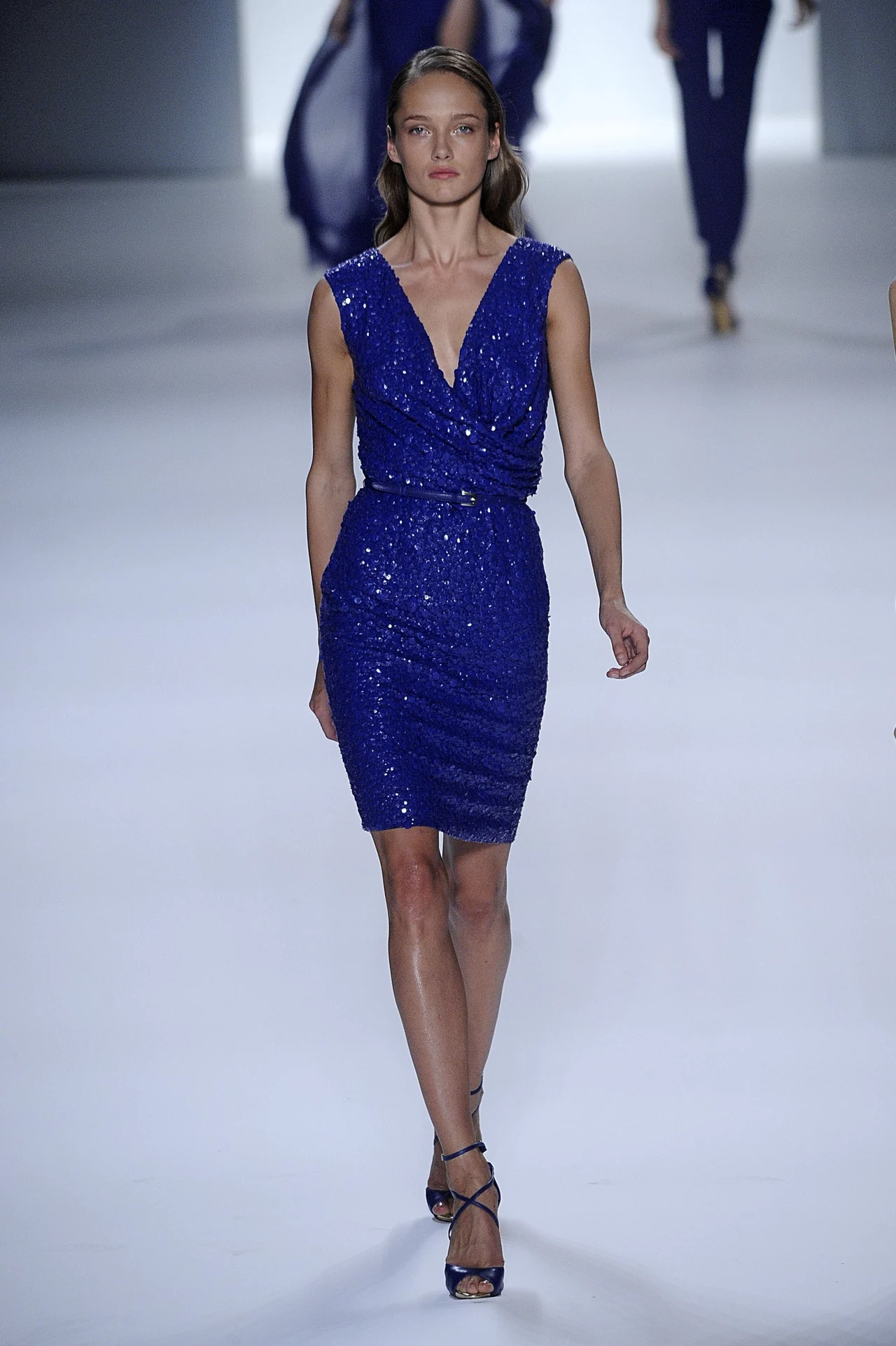 Elie Saab - moda w kolorze chabrowym Elie Saab - moda w kolorze chabrowym