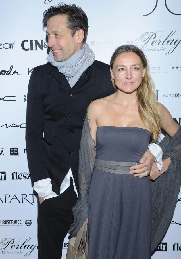 Szymon Majewski nie lubił bywać na salonach. Za namową stacji zmienił zdanie, ale i to nie pomogło.