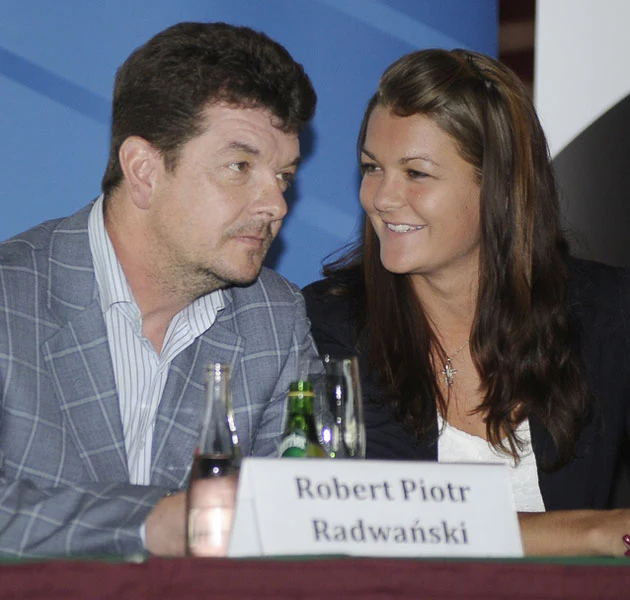 Ojciec Agnieszki dbał o dyscyplinę. Czy nowy trener nie potrafi jej upilnować? Ojciec Agnieszki dbał o dyscyplinę. Czy nowy trener nie potrafi jej upilnować?