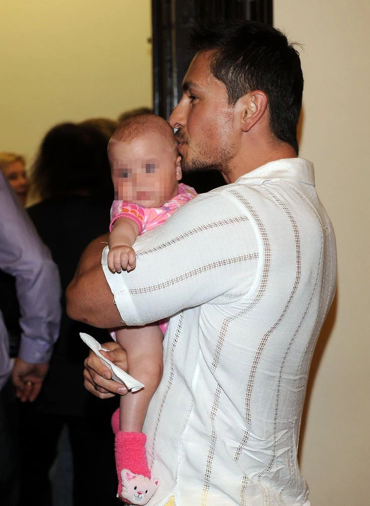 Marcin Łopucki z córką Marcin Łopucki z córką