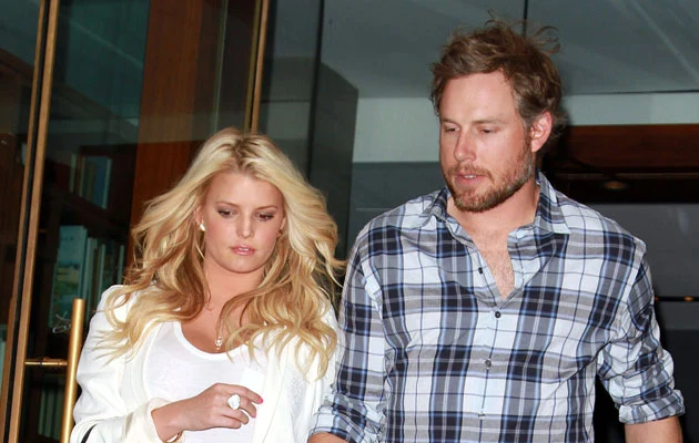 Jessica Simpson z narzeczonym, Erikiem Johnsonem Jessica Simpson z narzeczonym, Erikiem Johnsonem