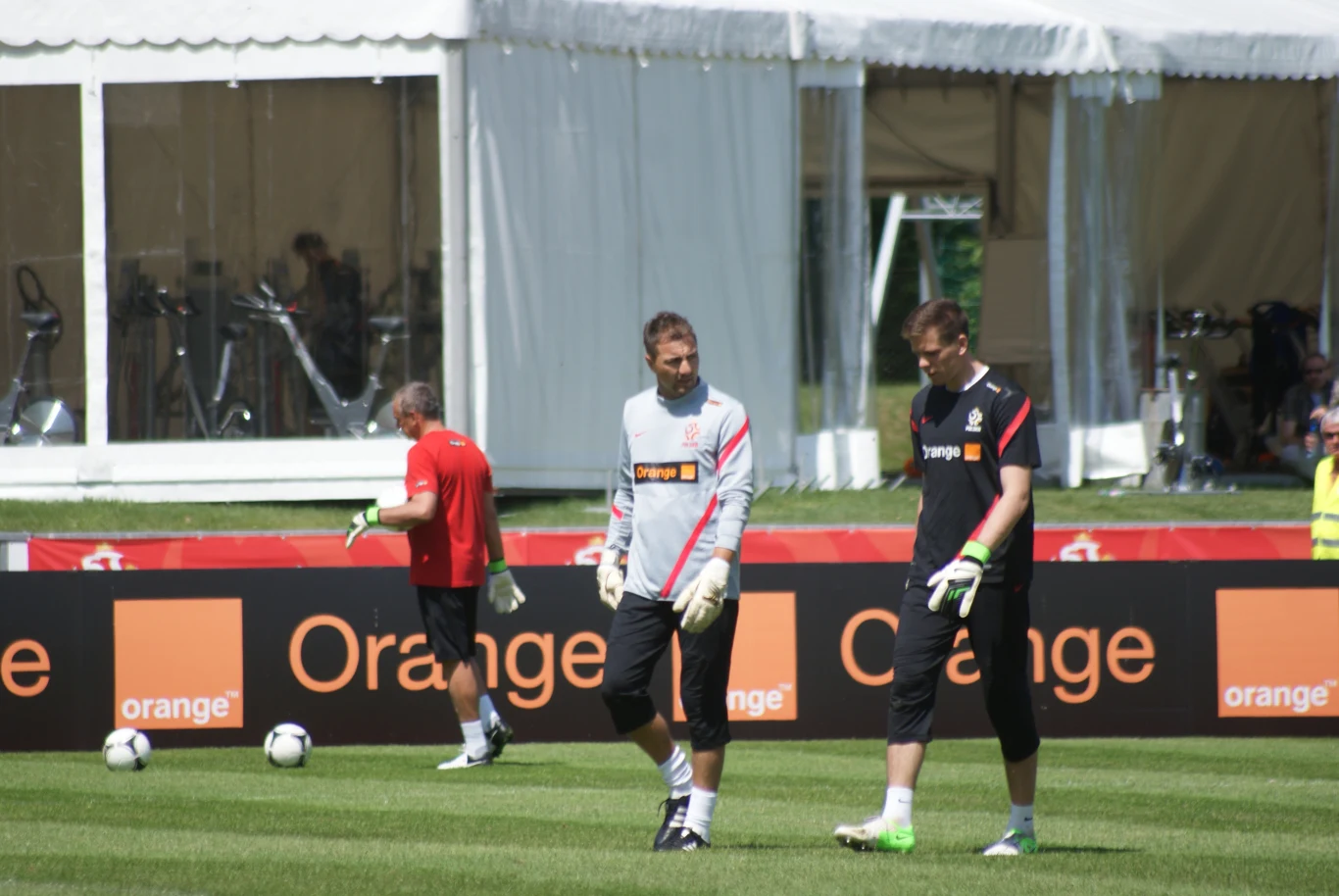Jerzy dudek dołączył do reprezentacji polski w Lienz